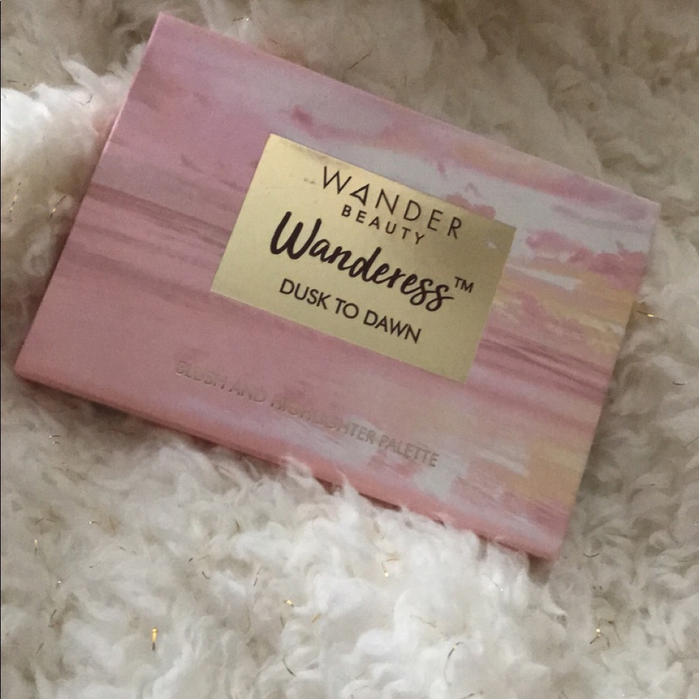 Wander blush & highlight palette